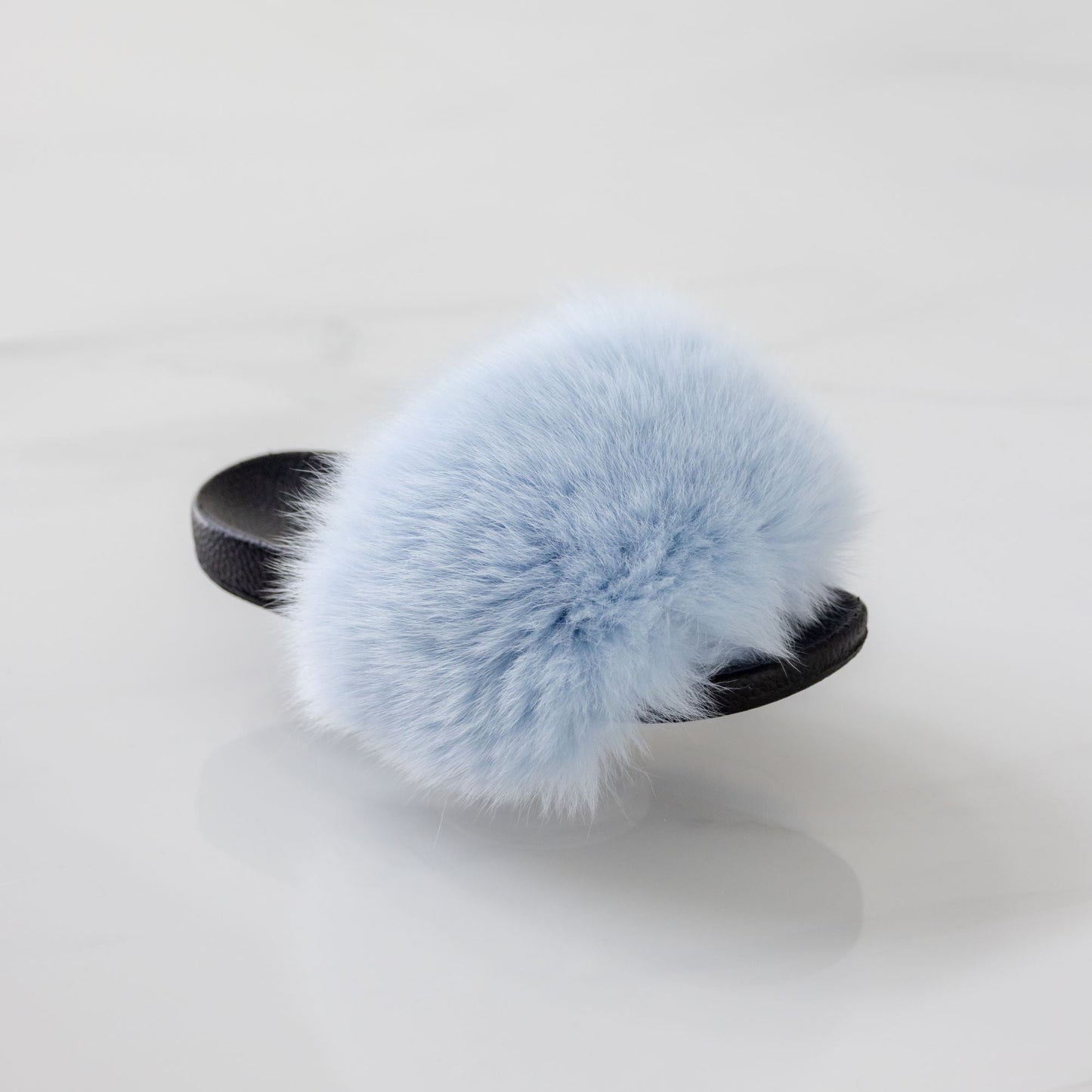Sandales en fourrure bleu ciel – Sandales Luxe femme fait main